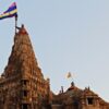 Dwarka_Dwarkadhish_Temple,_Dwarka_Flag_Hoisting 2